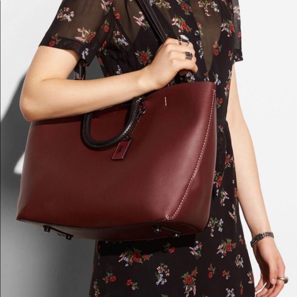 Coach 1941 Rogue Calf Tote Leather Shoulder bag